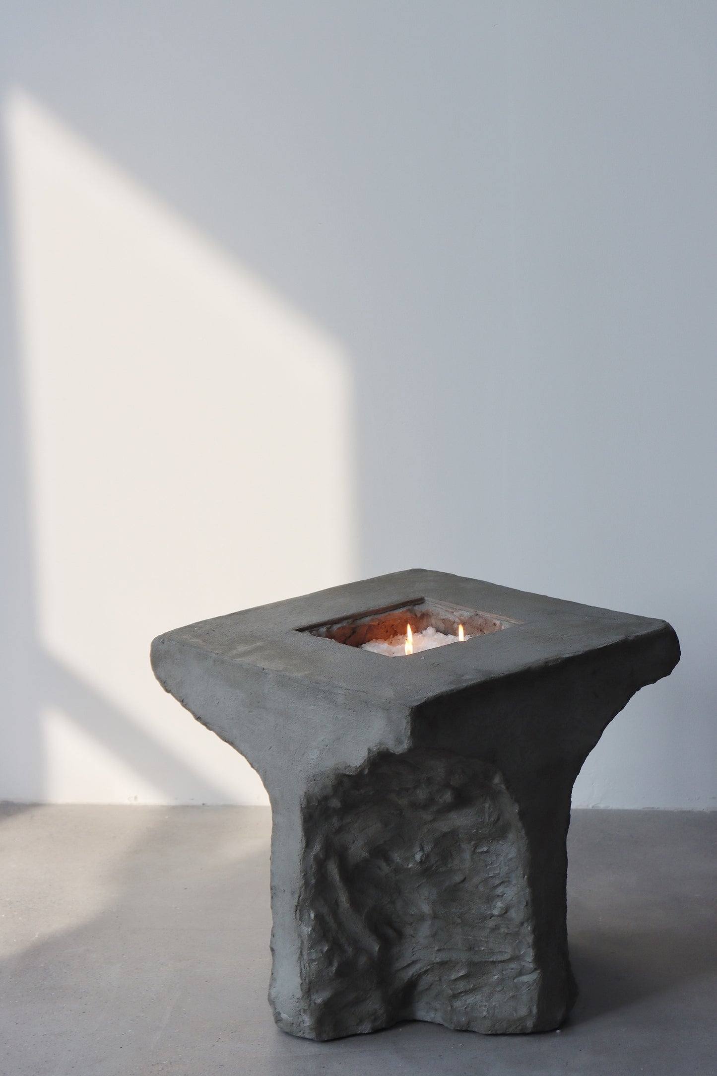 CRADLE - Candle Table