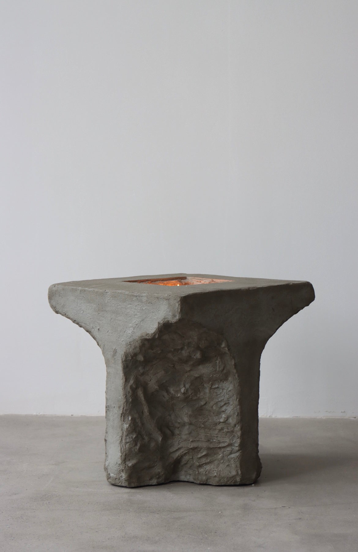 CRADLE - Candle Table