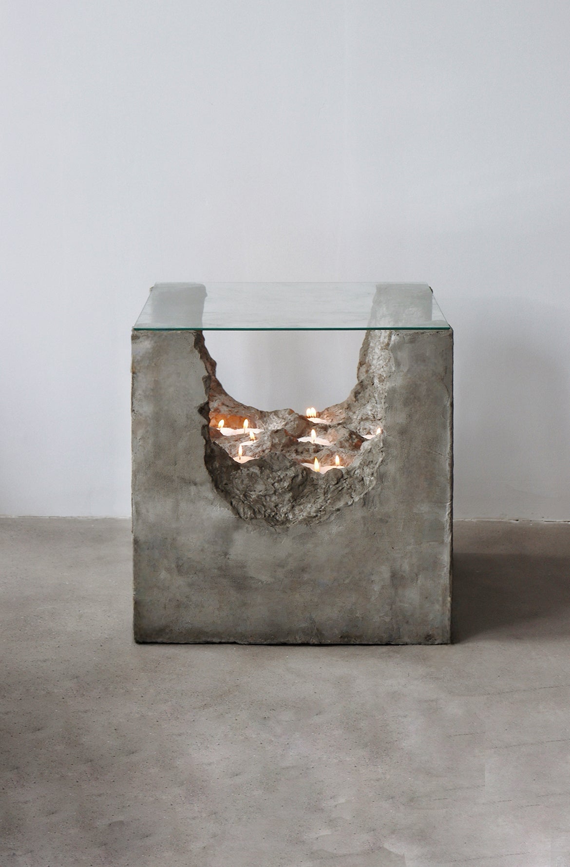 CHAMBER - Candle Table
