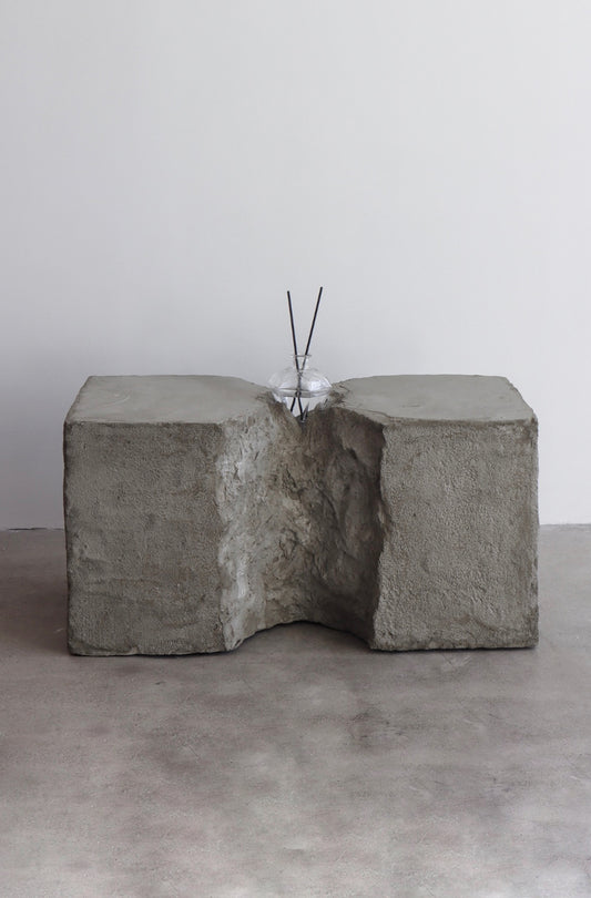 INTERSECTION - Diffuser Table