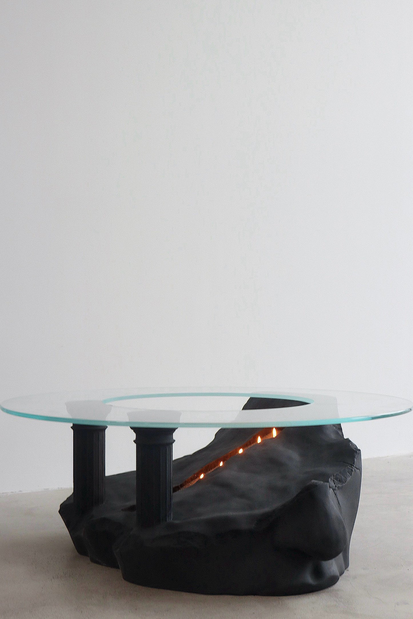HEARTH | Candle Table